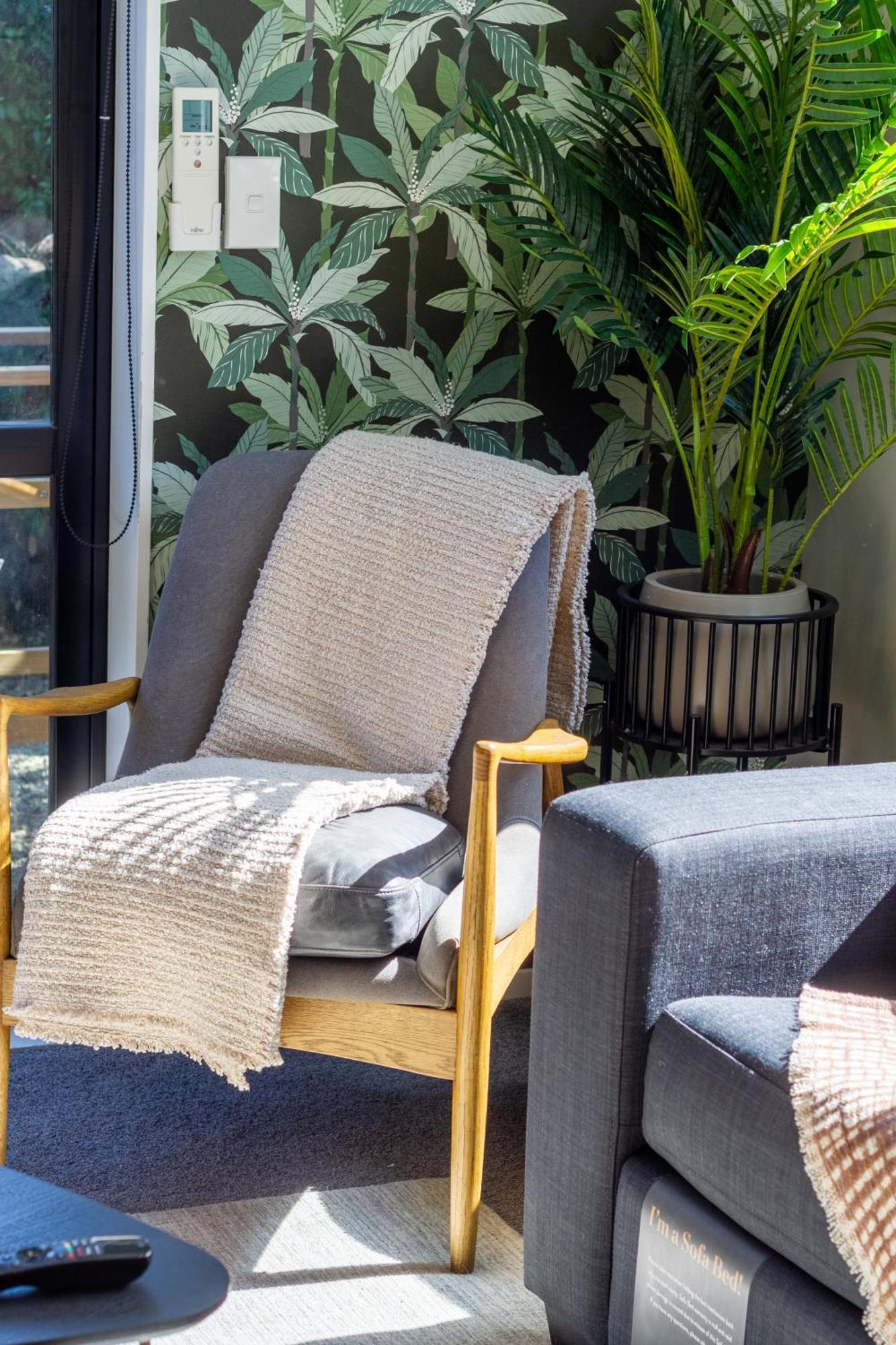Latimer Square Luxe: 1Br W/ Sofa Bed Christchurch Esterno foto